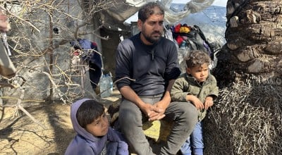 A man and his children in Gaza