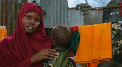 Ayan (26) is a mother of five children from the outskirts of Baidoa, now living in a displacement camp in Daynile District, Mogadishu. Photo: Adnan Mohamed/Concern Worldwide