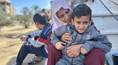 Fatima with her children
