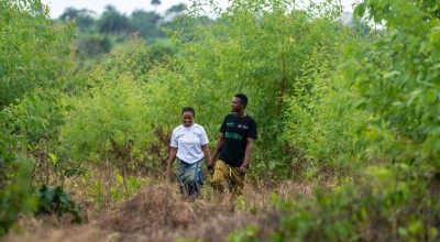 Isha Turay (23) is a mother of two boys aged 7 and 5. She shared how the Yoti Yoti programme has helped her move from struggling with casual farm work to building a more stable future. 
