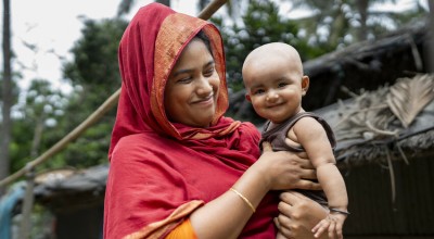 Marium* a mother with her daughter Tayma* and a receiver of Concern’s training support on nutrition, home gardening and seeds production for better nutritious life and livelihood at Cox's bazar. Photo: Saikat Mojumder/Concern Worldwide.