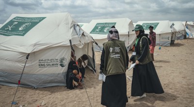 Concern staff conducting a rapid assessment with newly displaced people arriving at a displacement camp in Lahj Governorate, Yemen, following the recent escalation in conflict.