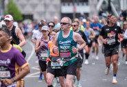 Concern runner running London Marathon